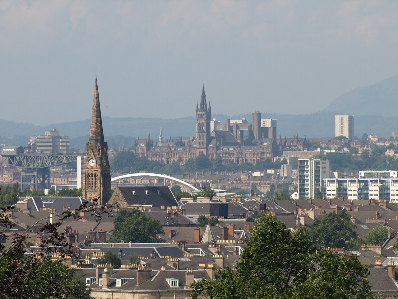 Edinburgh Old Town and Edinburgh Castle in Scotland