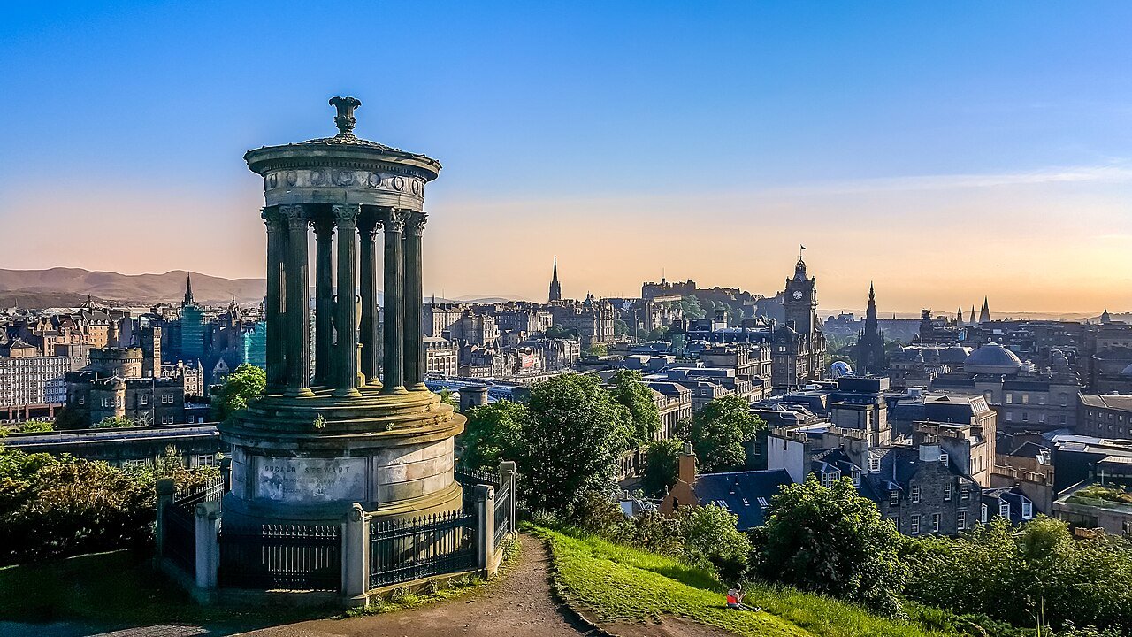Edinburgh Old Town skyline with Edinburgh Castle and historic city streets